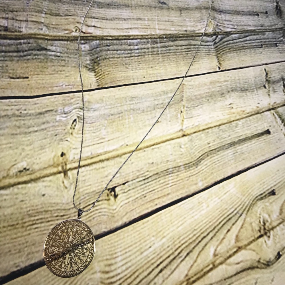 Gold & Silver Color Medallion! Intricate design!